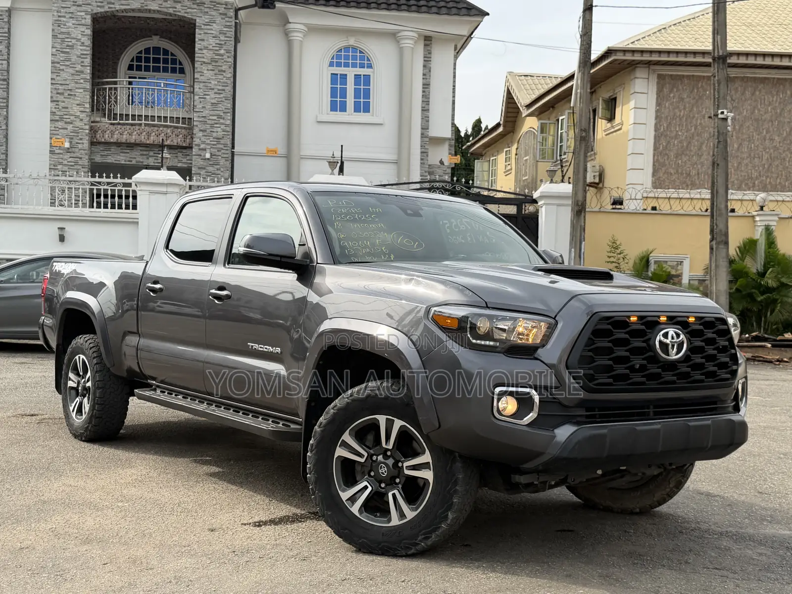 Toyota Tacoma TRD Sport 2018 Gray