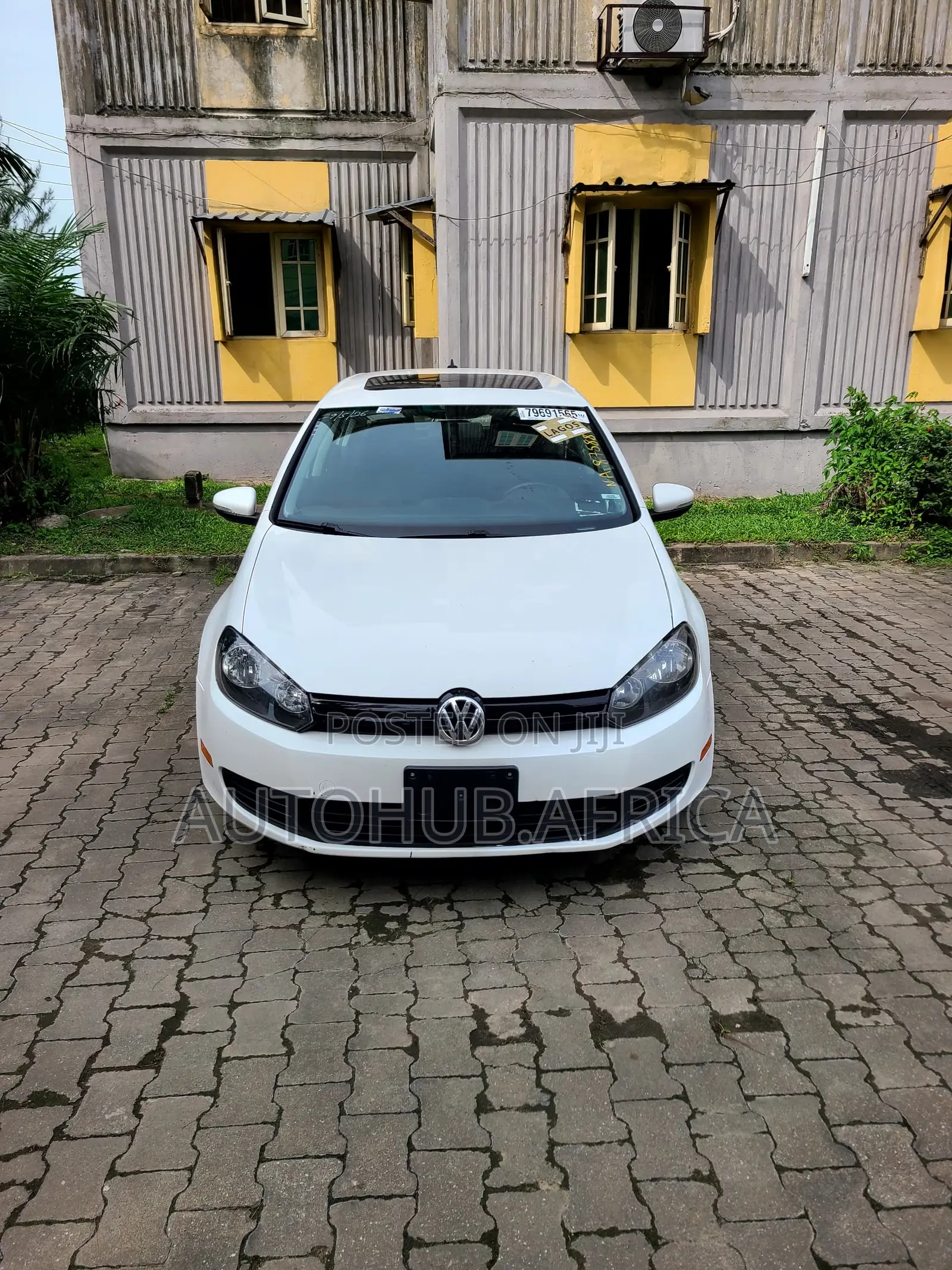 Volkswagen Golf 2014 White