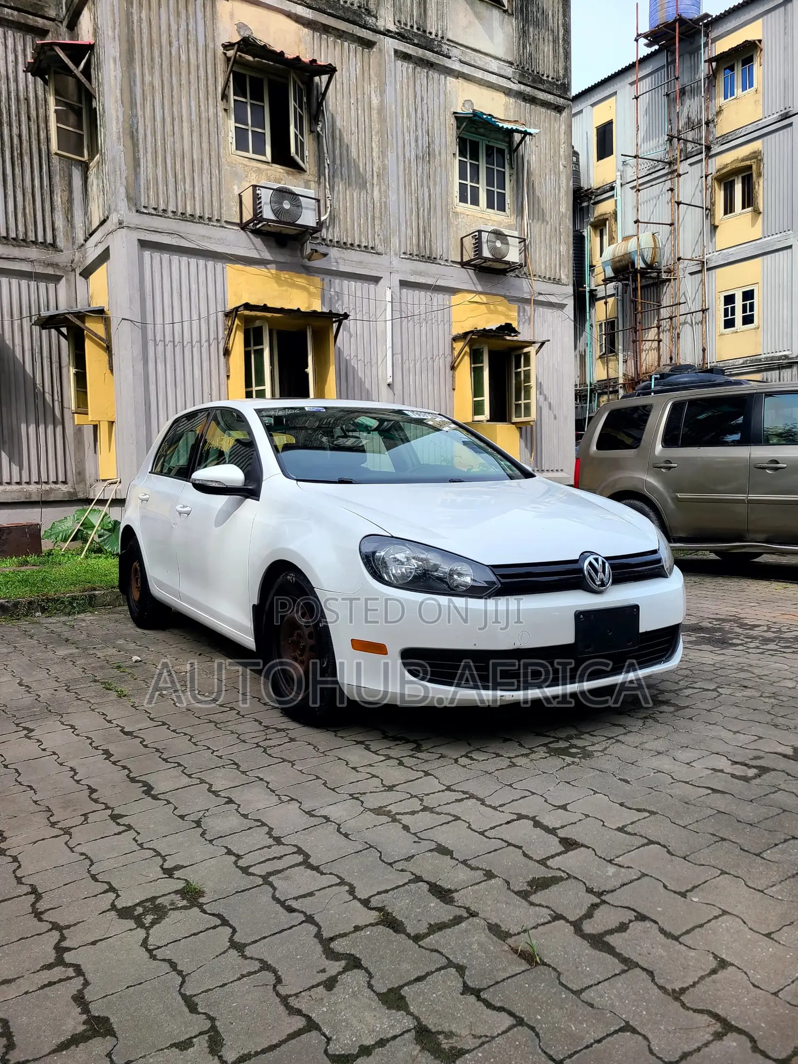 Volkswagen Golf 2014 White