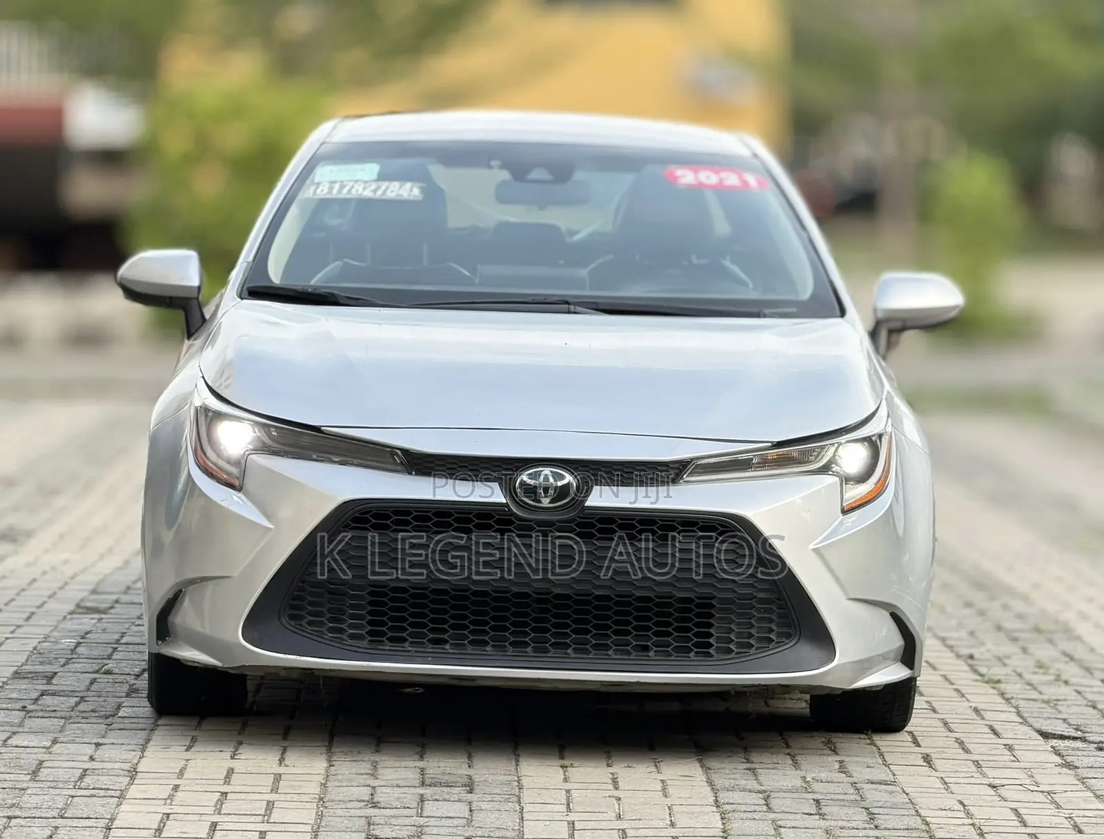 Toyota Corolla LE 2021 Silver