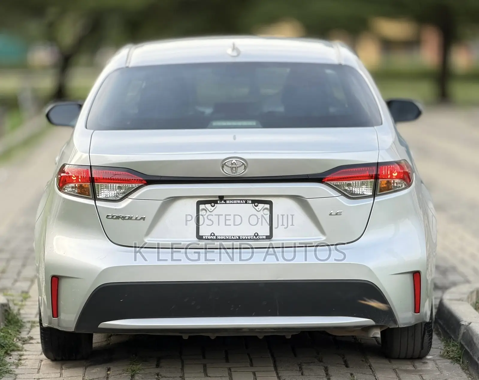 Toyota Corolla LE 2021 Silver