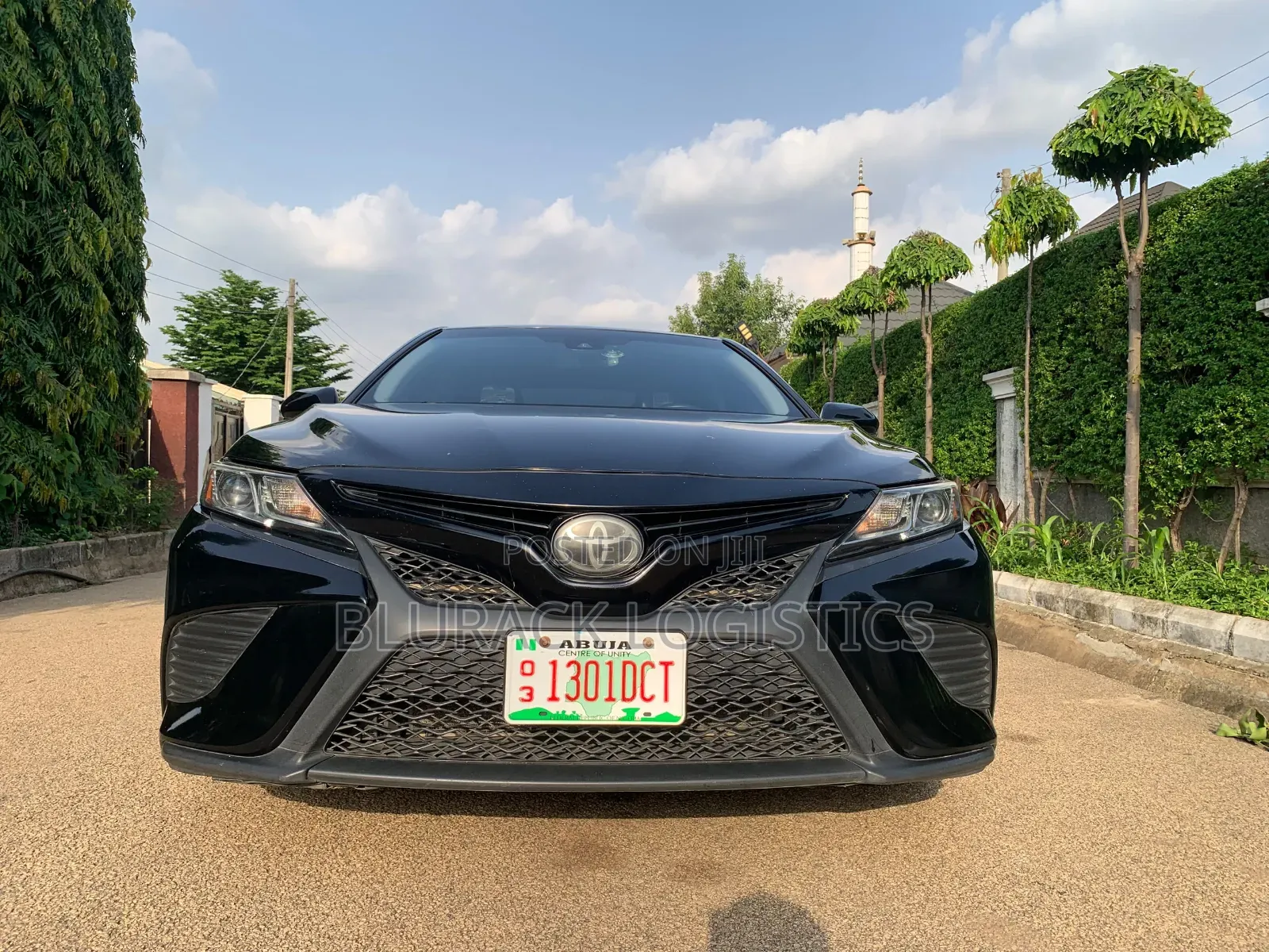 Toyota Camry SE FWD 2020 Black