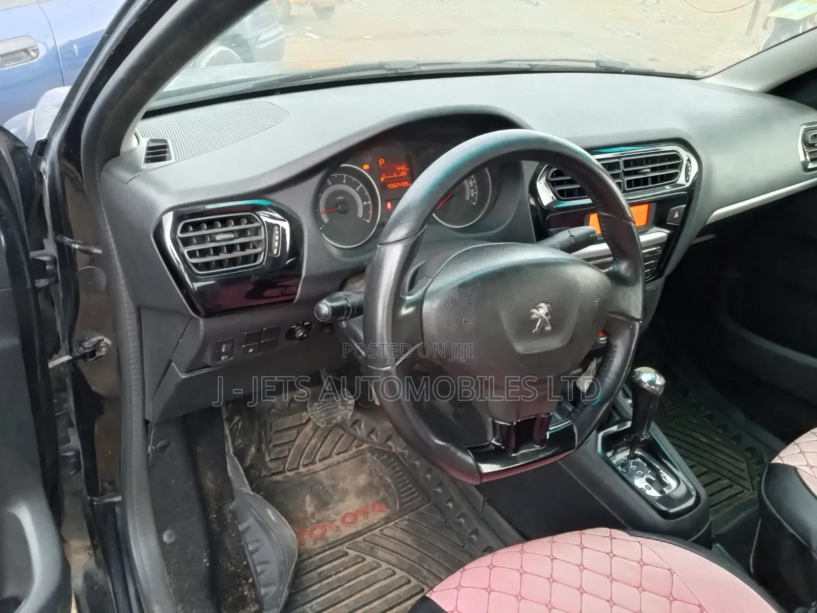 Peugeot 301 2014 Black
