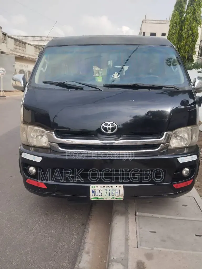 Toyota Hiace Bus Available for Rent
