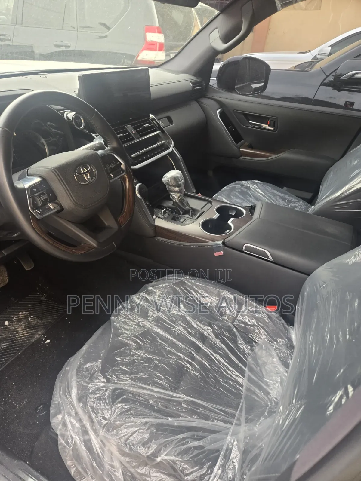 Toyota Land Cruiser 2024 Black