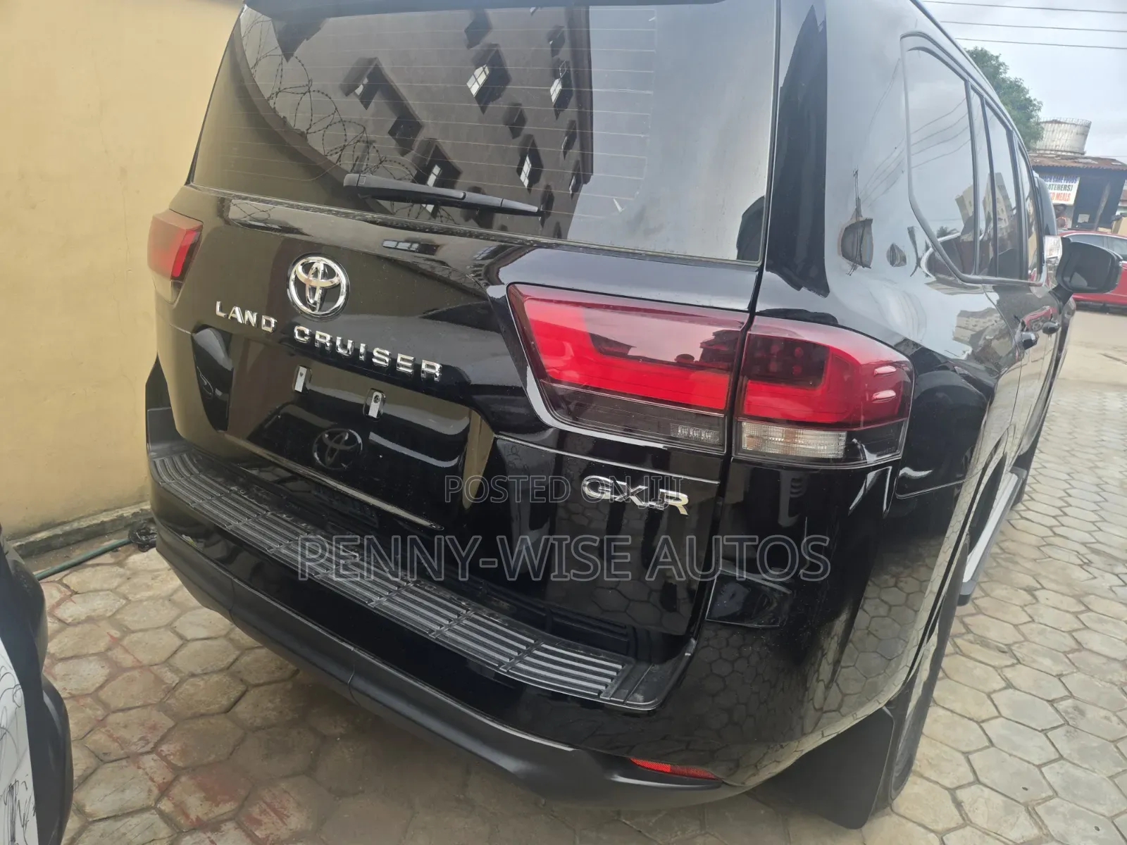 Toyota Land Cruiser 2024 Black