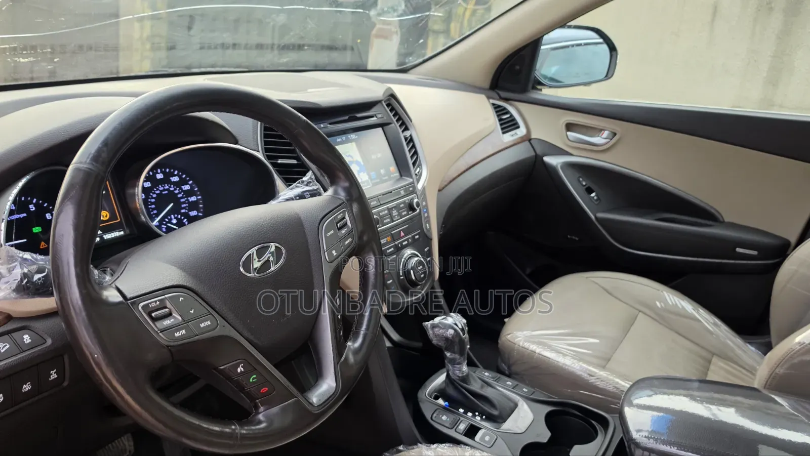 Hyundai Santa Fe Limited Ultimate AWD 2017 Black