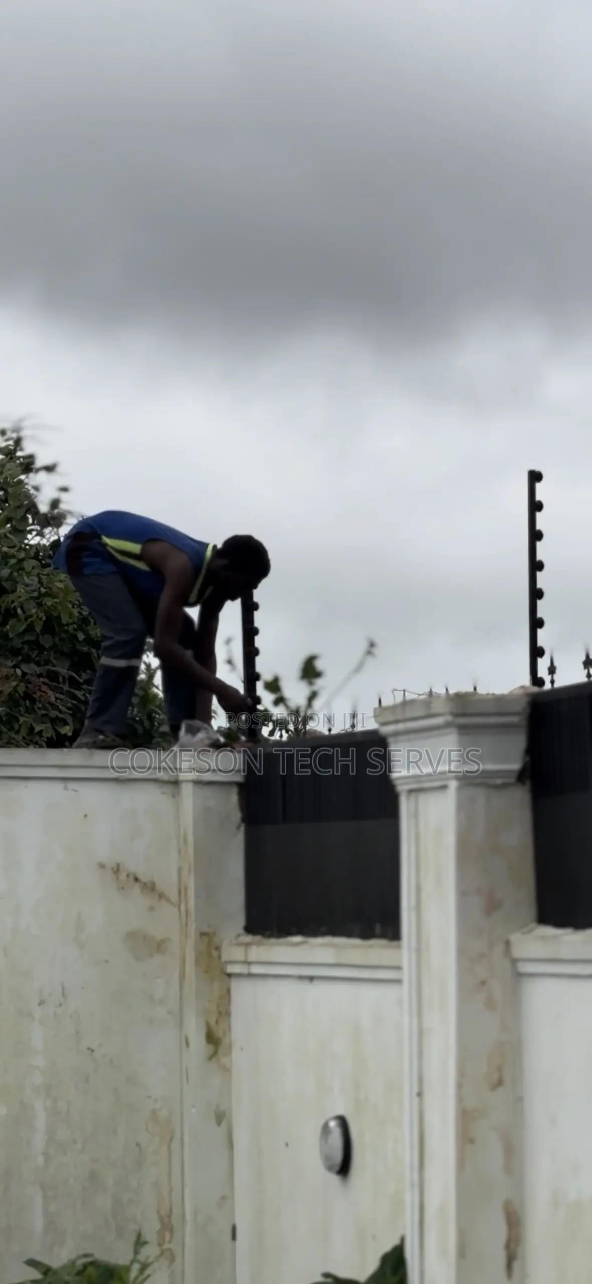 Keep Criminals Away From Your Property by Installing Electric Fence