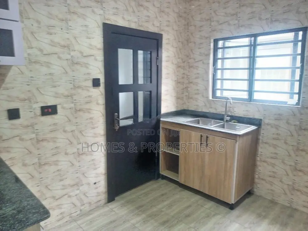2bdrm Apartment in Ogunfayo Axis, Awoyaya for rent