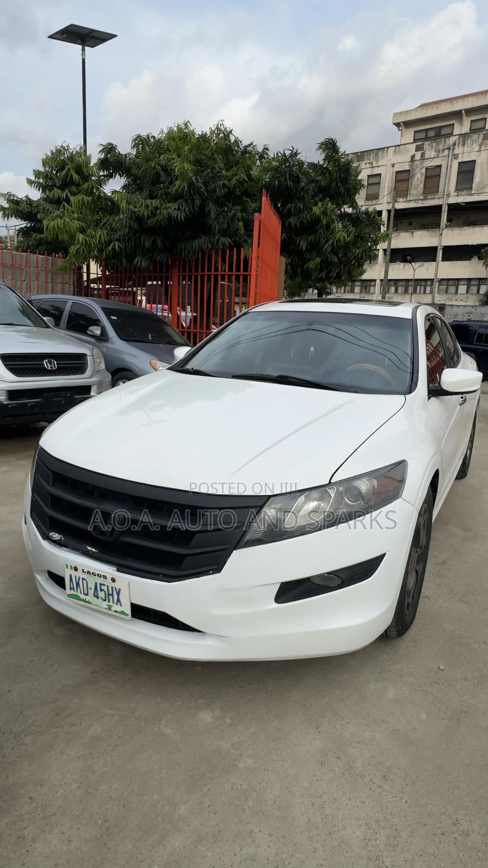 Honda Crosstour 2010 White