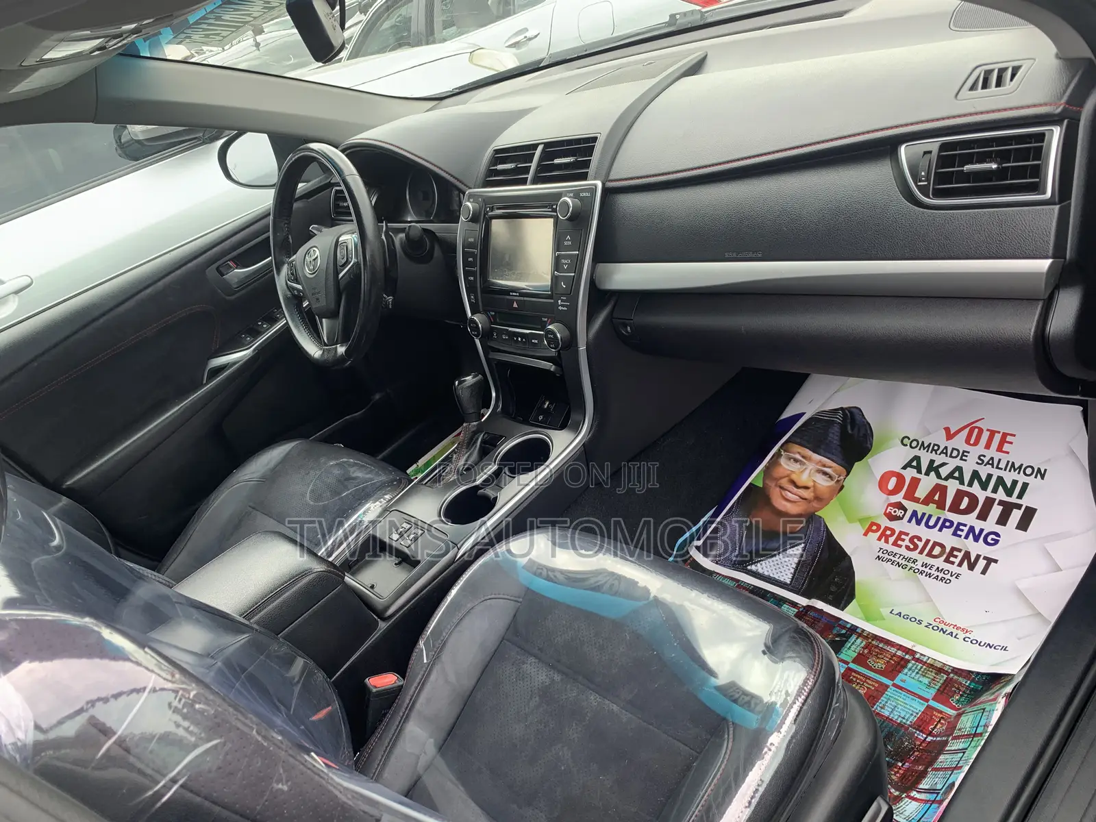 Toyota Camry XSE FWD (2.5L 4cyl 8AM) 2018 Black