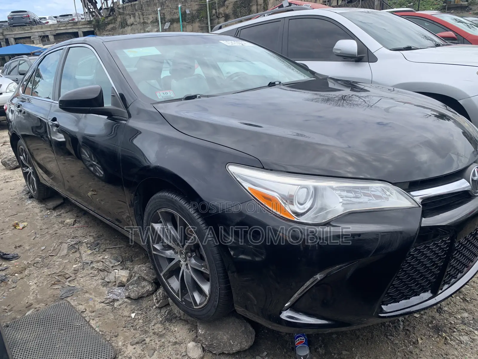 Toyota Camry XSE FWD (2.5L 4cyl 8AM) 2018 Black
