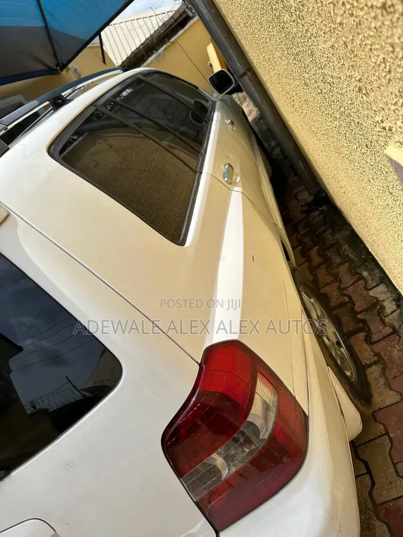 Toyota Highlander 2005 White