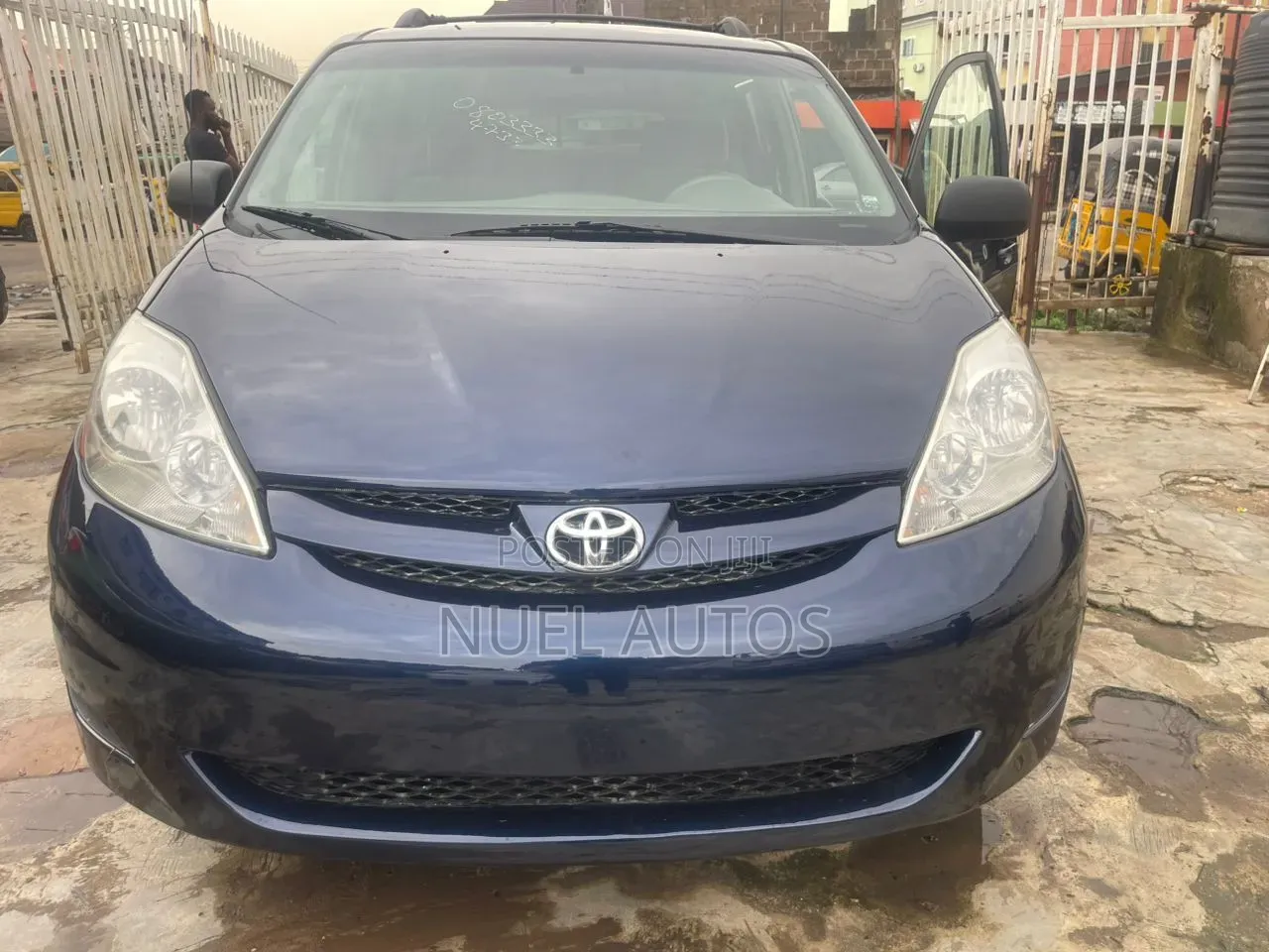 Toyota Sienna LE AWD 2006 Blue