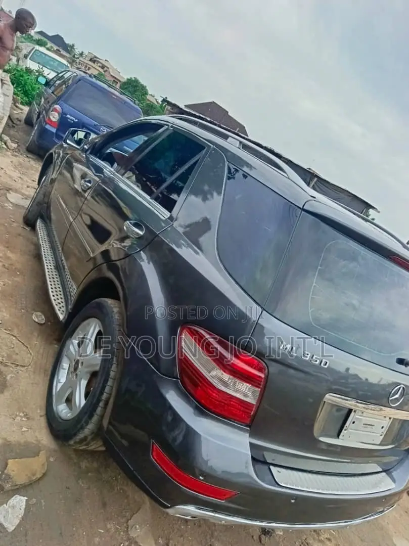 Mercedes-Benz M Class ML 350 BlueTEC 4Matic 2011 Gray