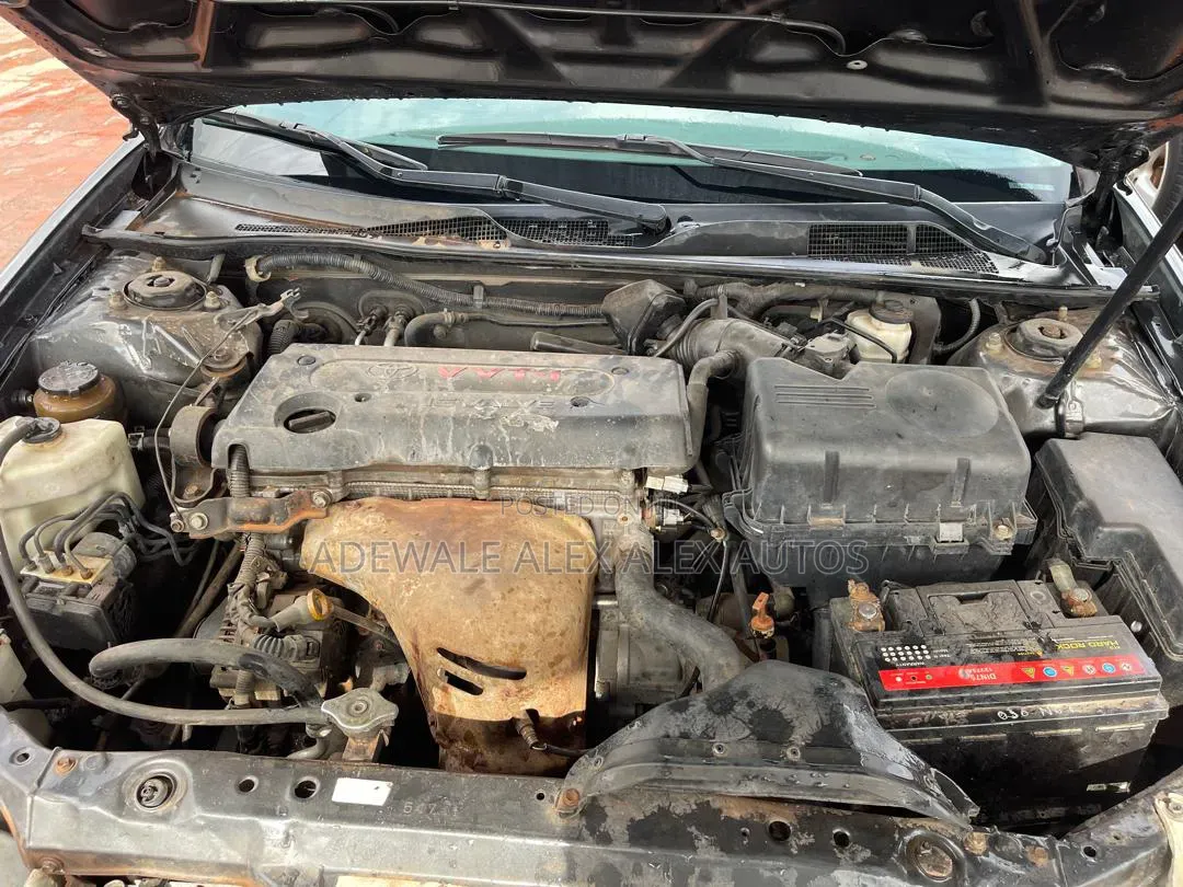Toyota Camry 2005 Gray