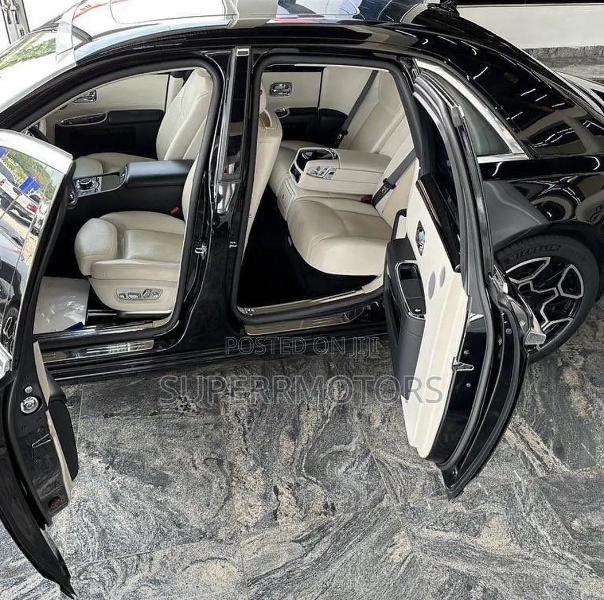 Rolls Royce Ghost Series 2 - Abuja Rental