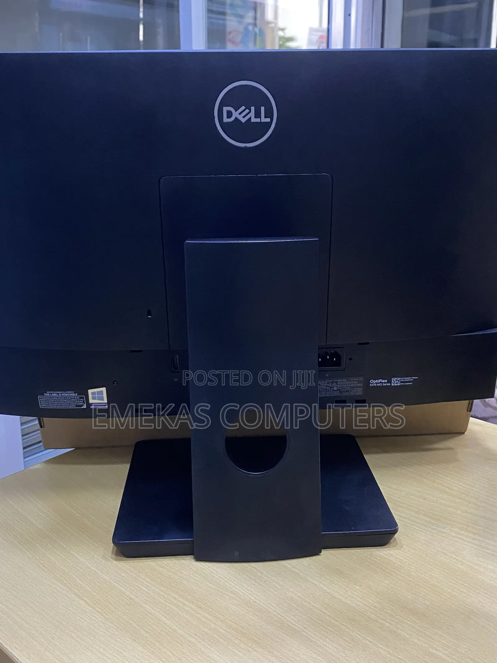 New Desktop Computer Dell OptiPlex 5260 8GB Intel Core i5 SSD 256GB