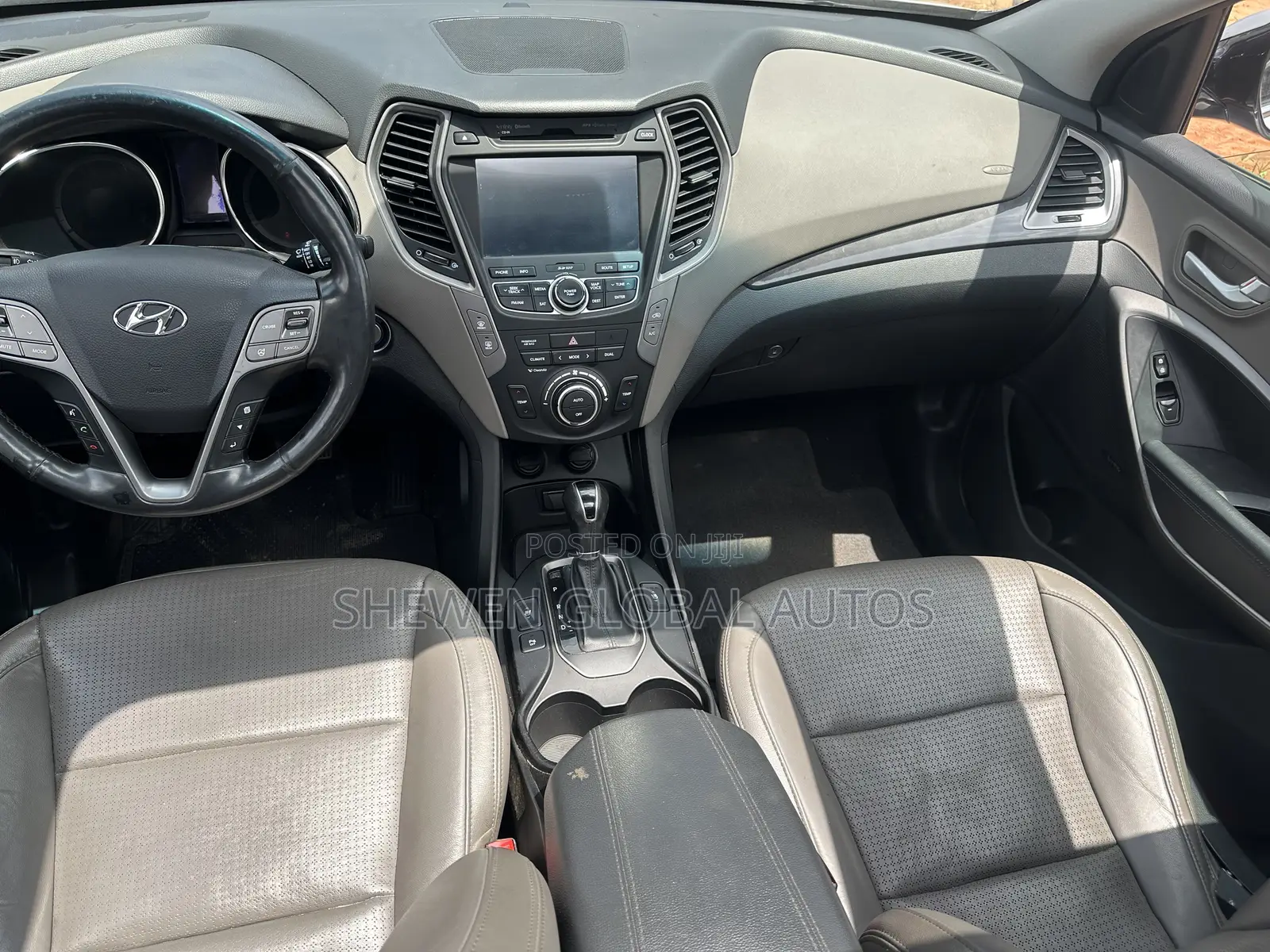 Hyundai Santa Fe 2014 Silver