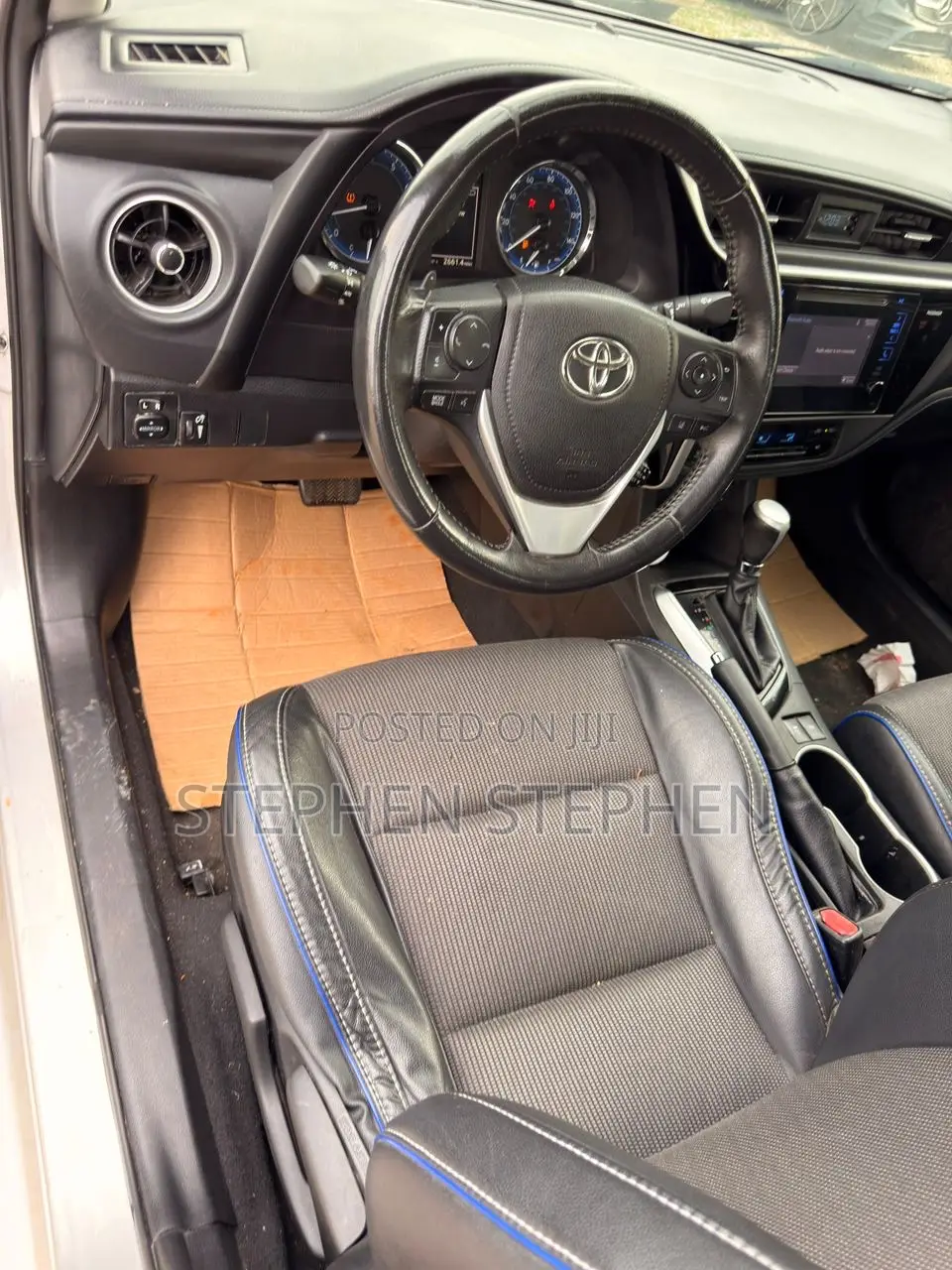 Toyota Corolla 2016 Silver