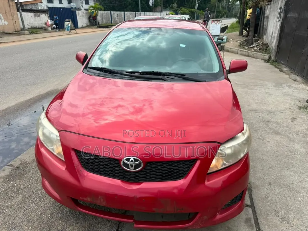 Toyota Corolla 2010 Red