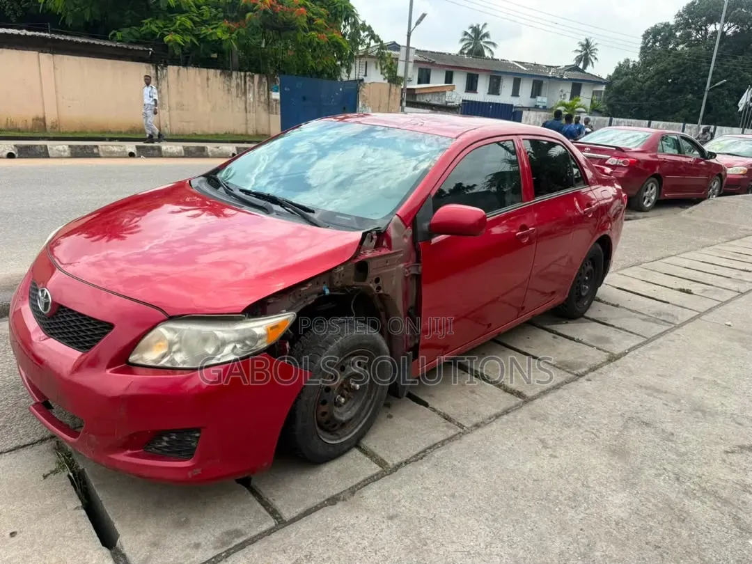 Toyota Corolla 2010 Red