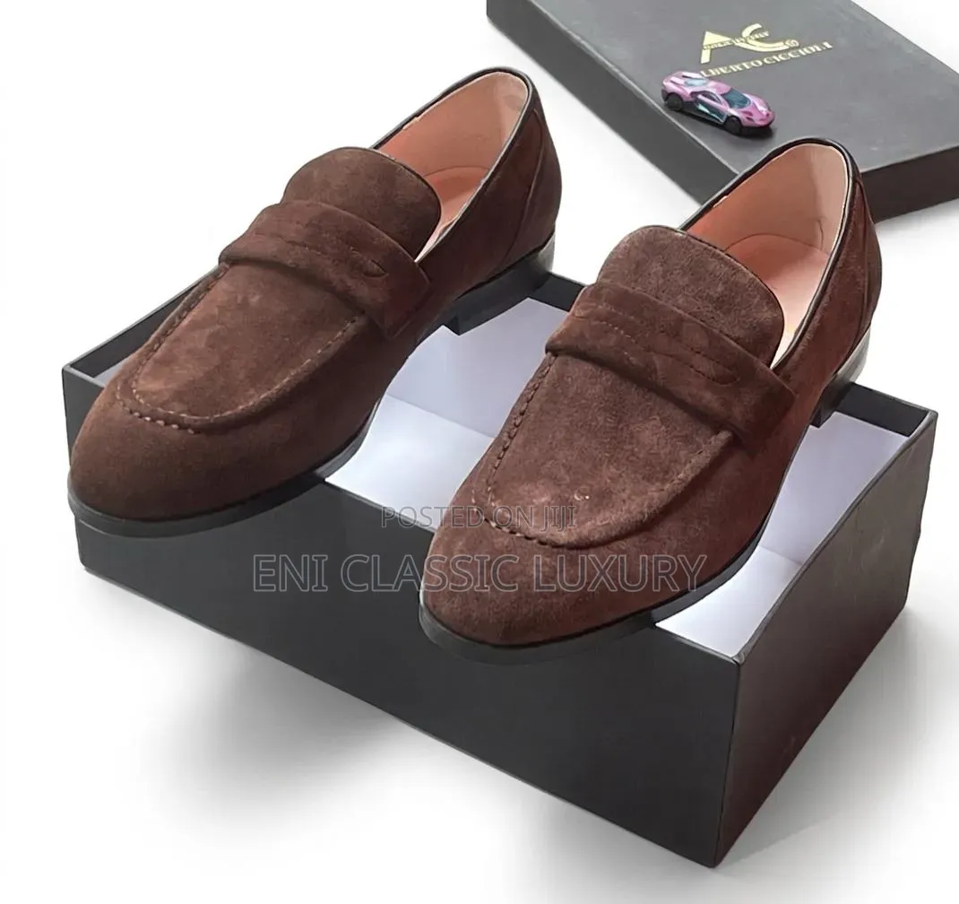 Pure Quality Luxury Men's Suede Shoes Well Banded Package
