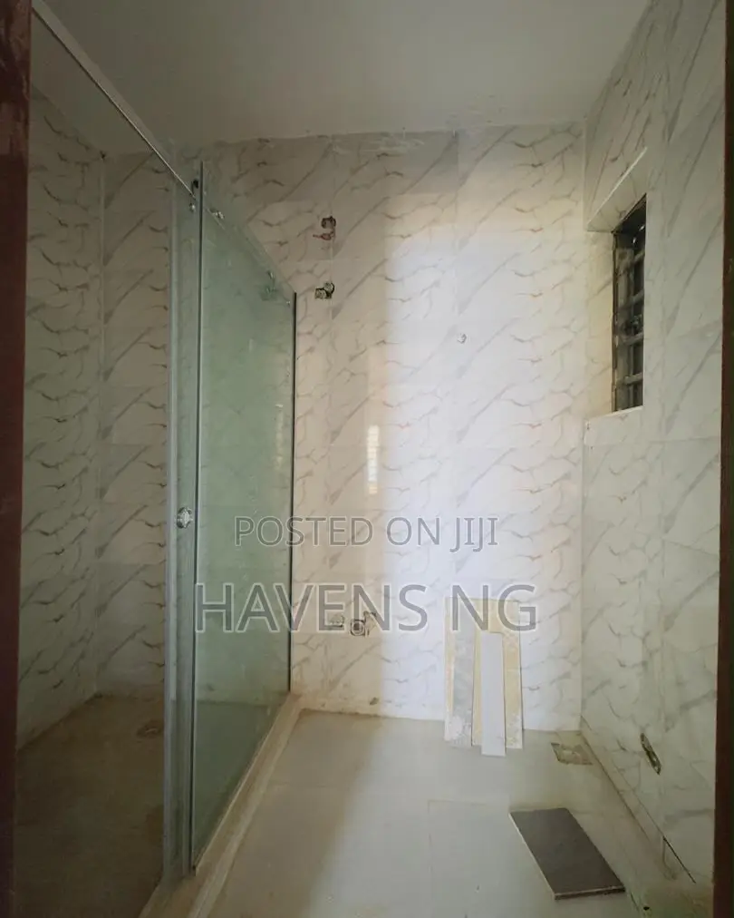 4bdrm Duplex in Phase 1 / Gbagada for sale