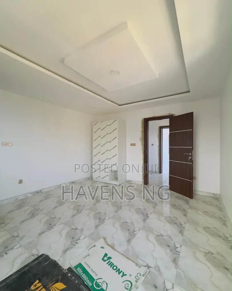 4bdrm Duplex in Phase 1 / Gbagada for sale