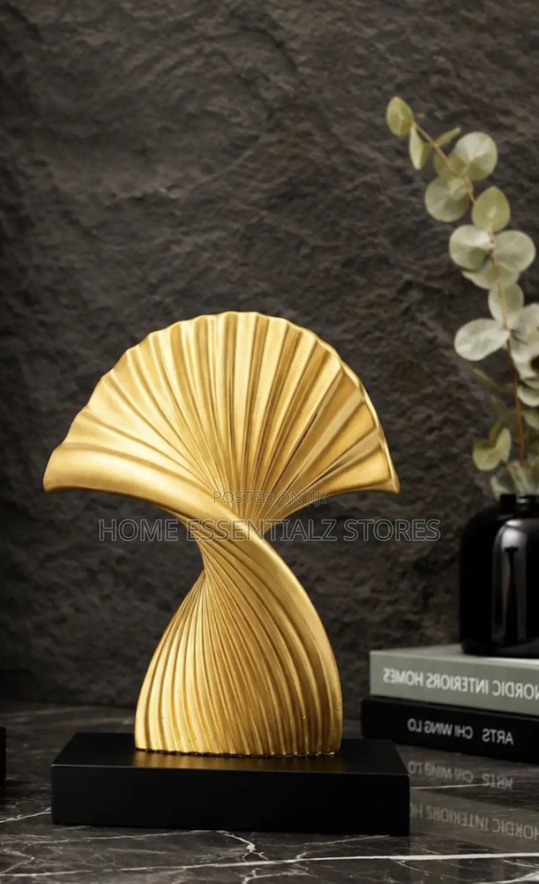 Twisted Fan Ginkgo Leaf Sculpture - Modern Abstract Decor