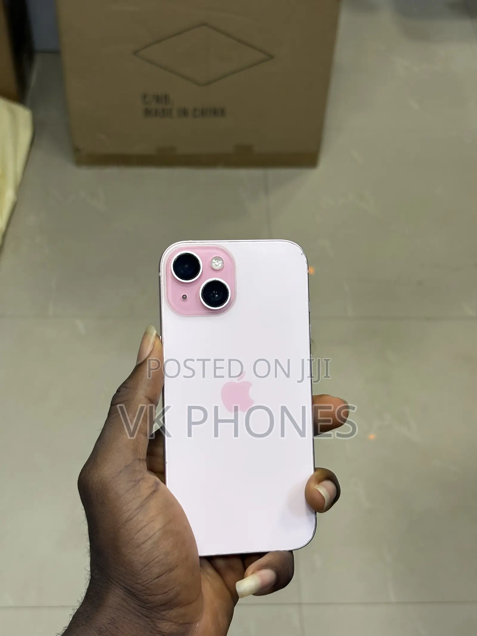 Apple iPhone 15 128 GB Pink