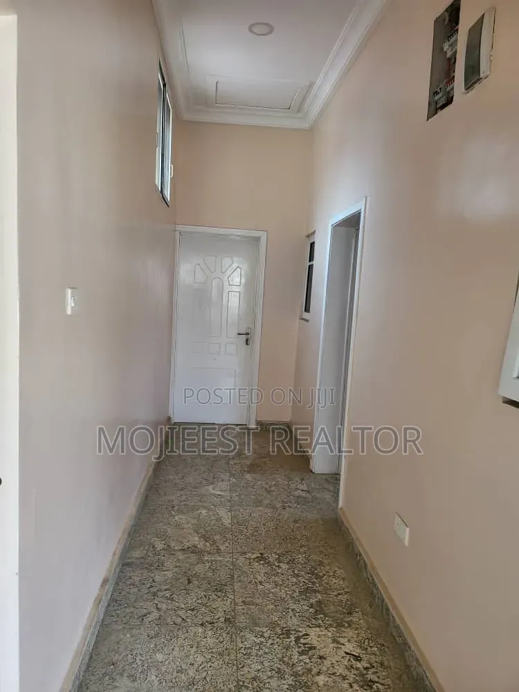 2bdrm Block of Flats in New Site, FHA for sale