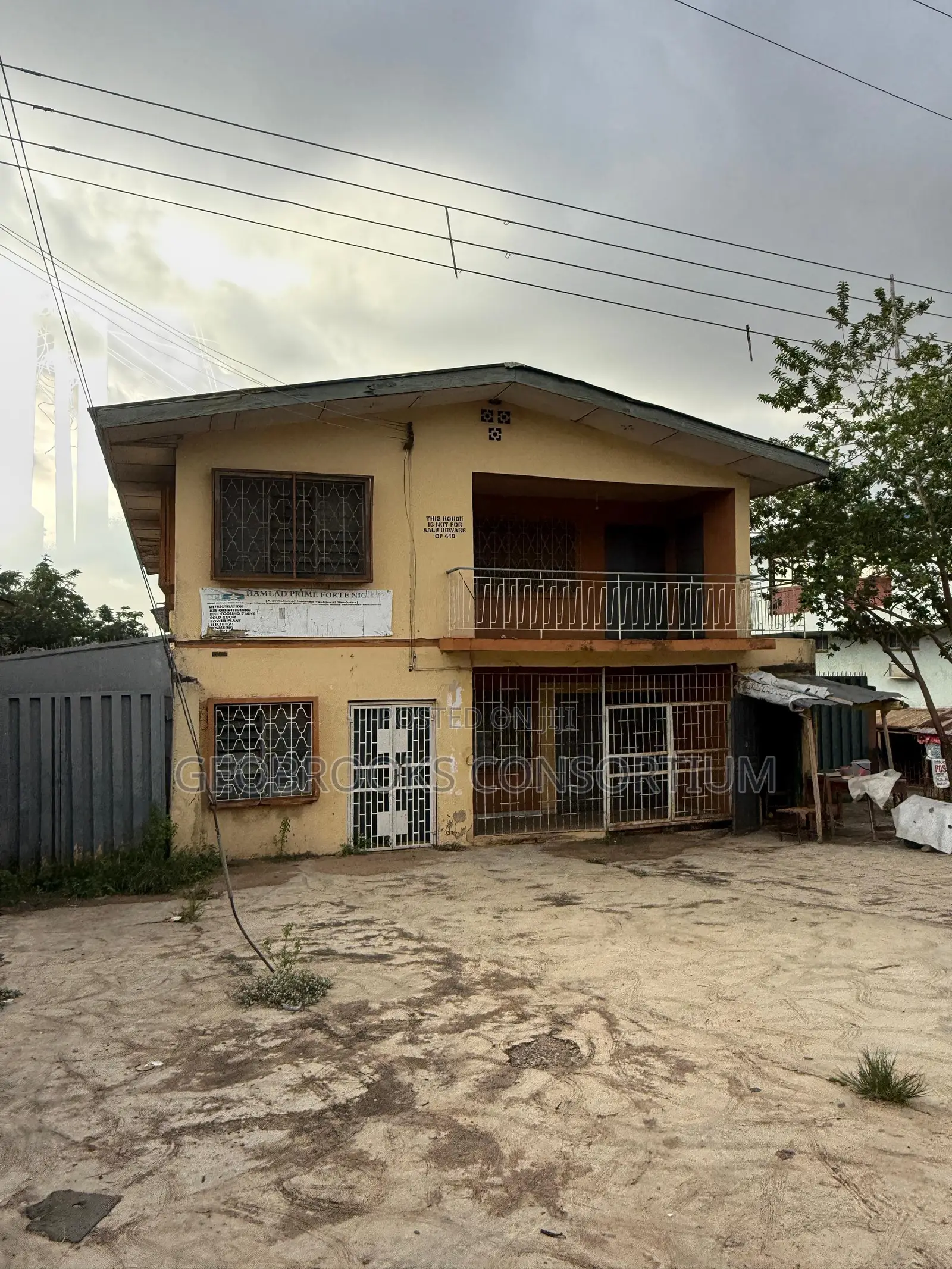 Spacious Storey Building on 620sqm Along Liberty Road, Ring Road.