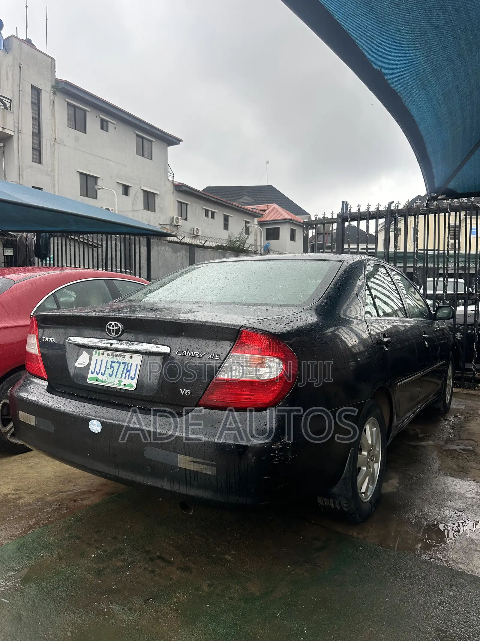 Toyota Camry XLE V6 4dr Sedan (3.0L 6cyl 5A) 2005 Black