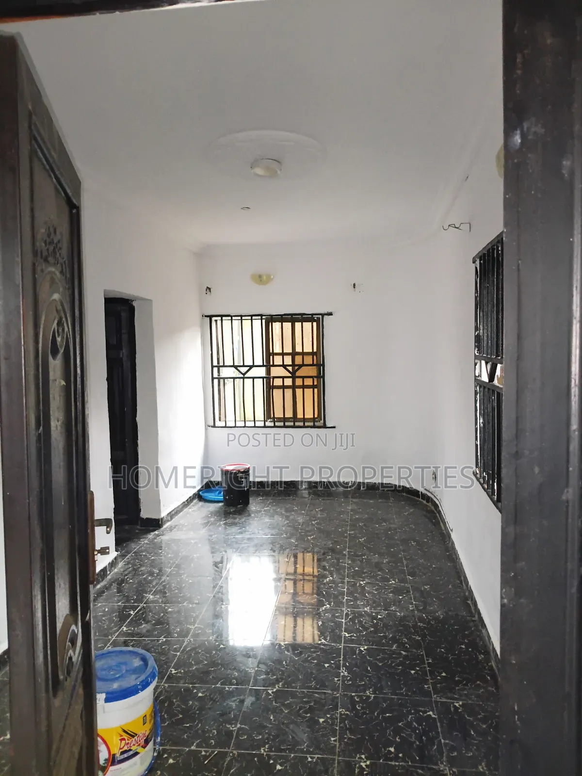 Mini Flat in Akesan for rent