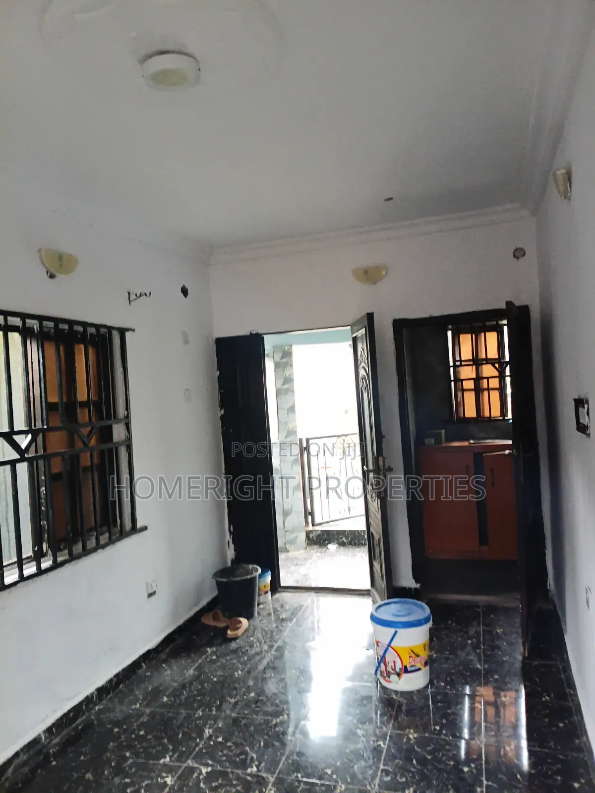 Mini Flat in Akesan for rent