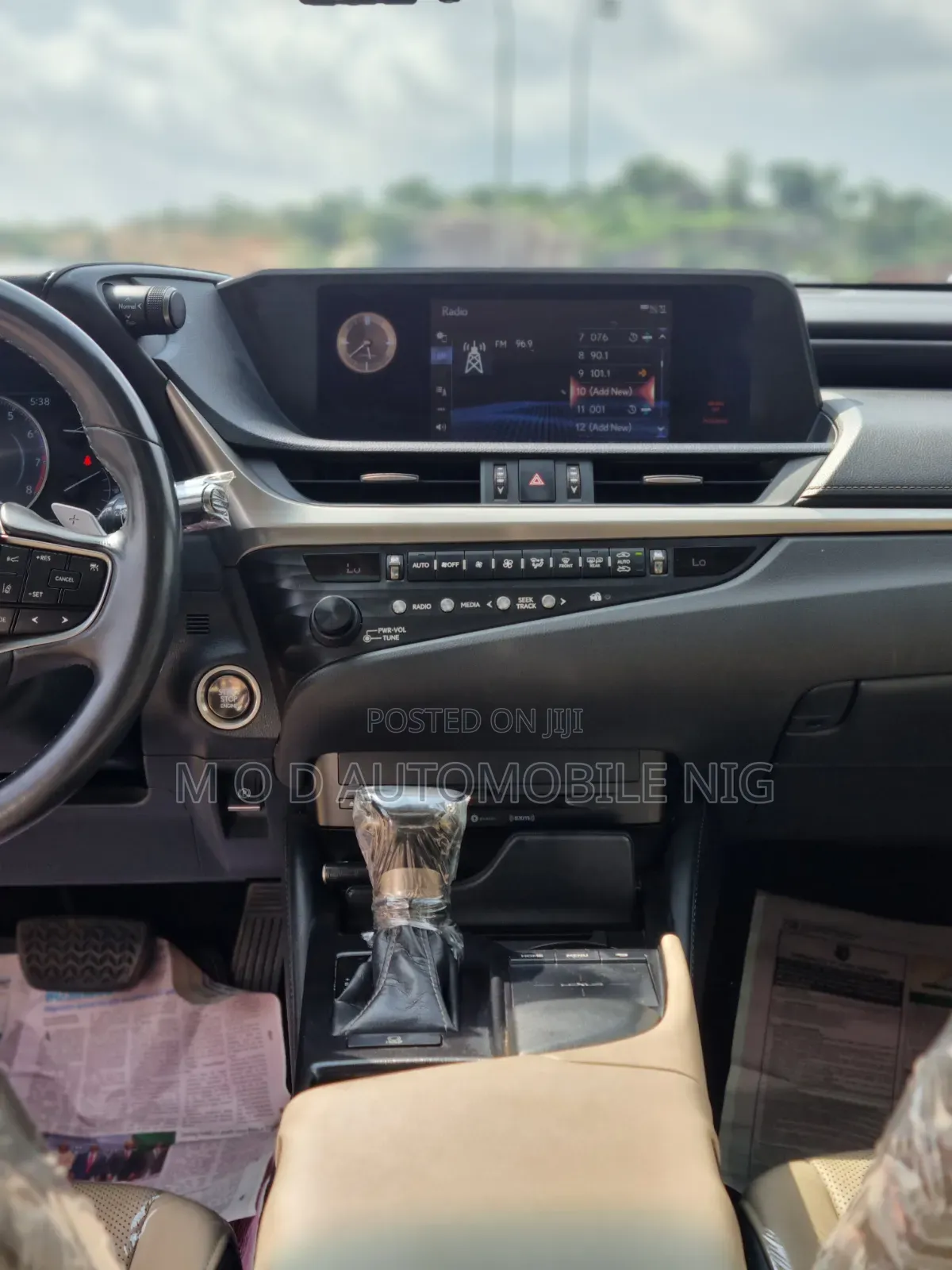 Lexus ES 2020 Blue
