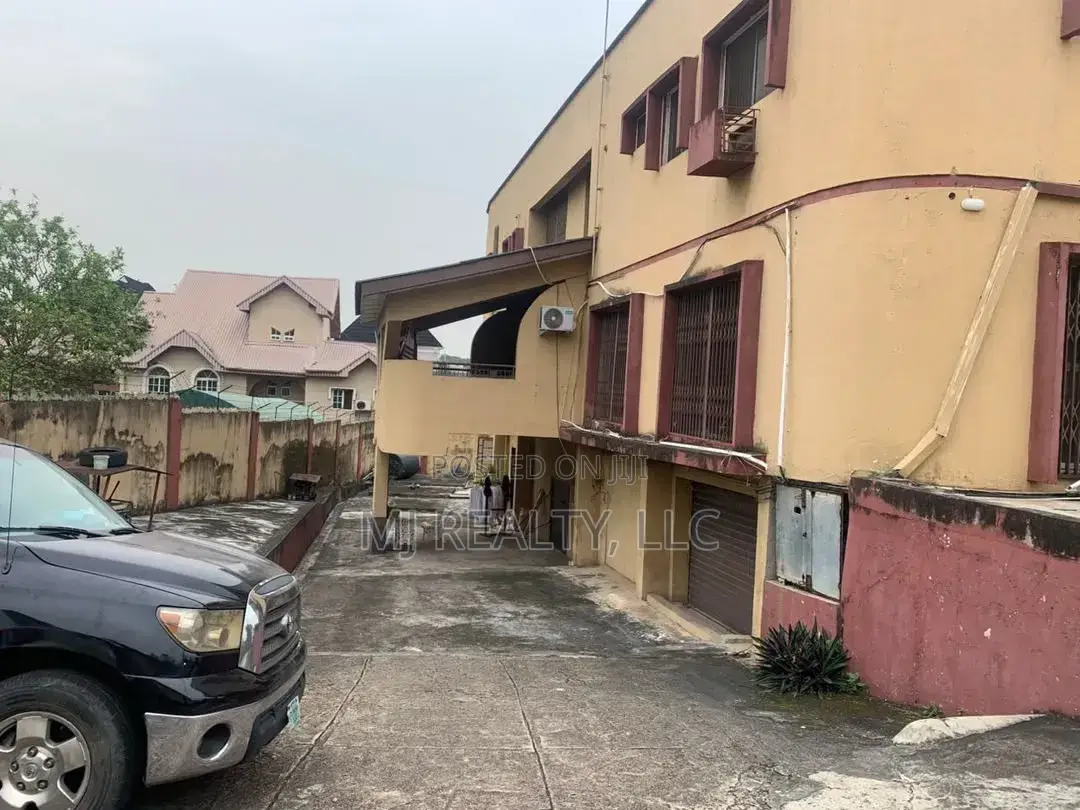 3bdrm Block of Flats in Allen Avenue for sale