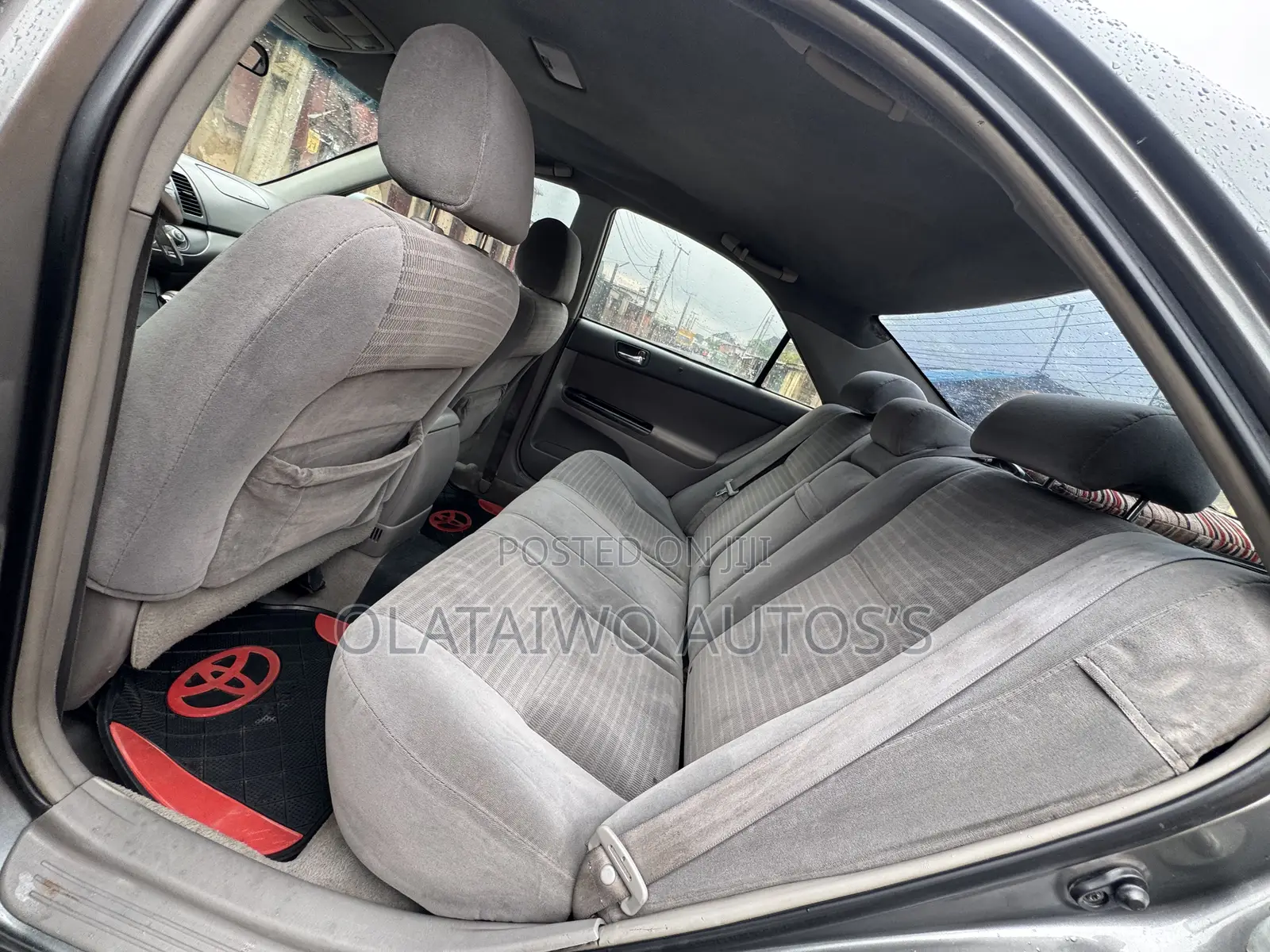 Toyota Camry LE 4dr Sedan (2.4L 4cyl 5A) 2005 Gray