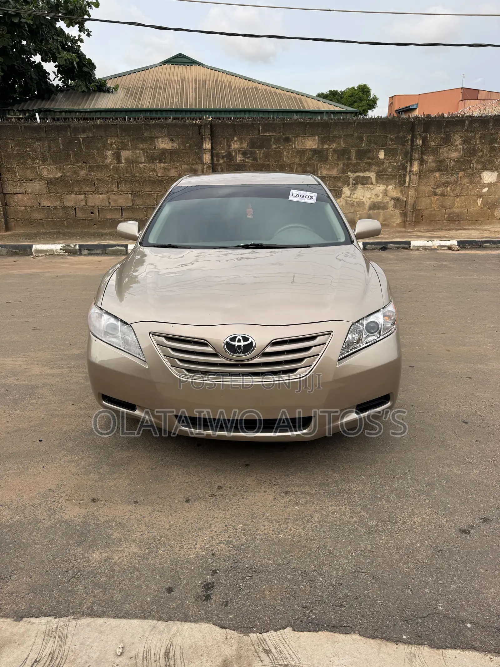Toyota Camry LE 4dr Sedan (2.4L 4cyl 5A) 2008 Gold