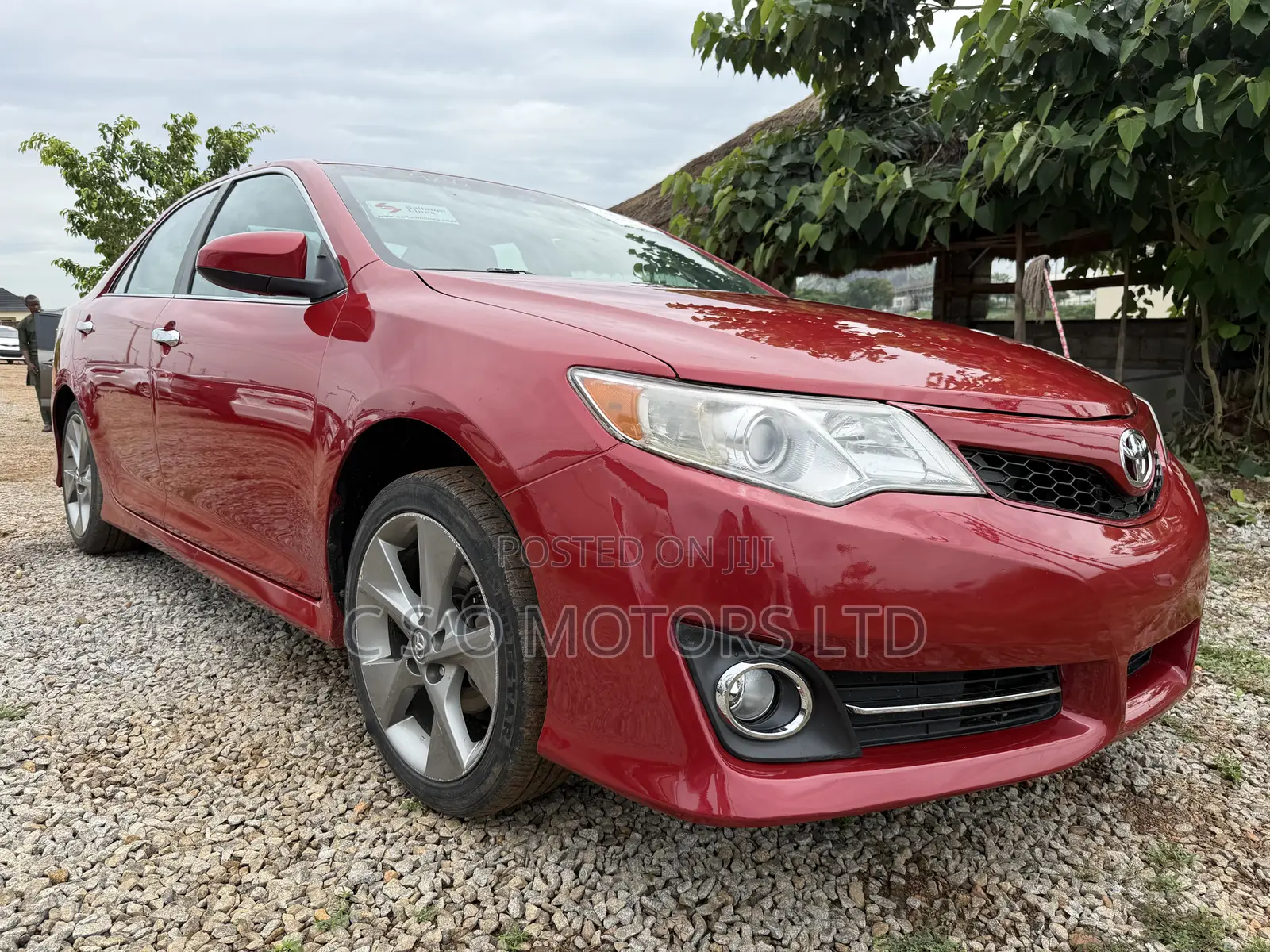 Toyota Camry SE 4dr Sedan (2.5L 4cyl 6A) 2013 Red