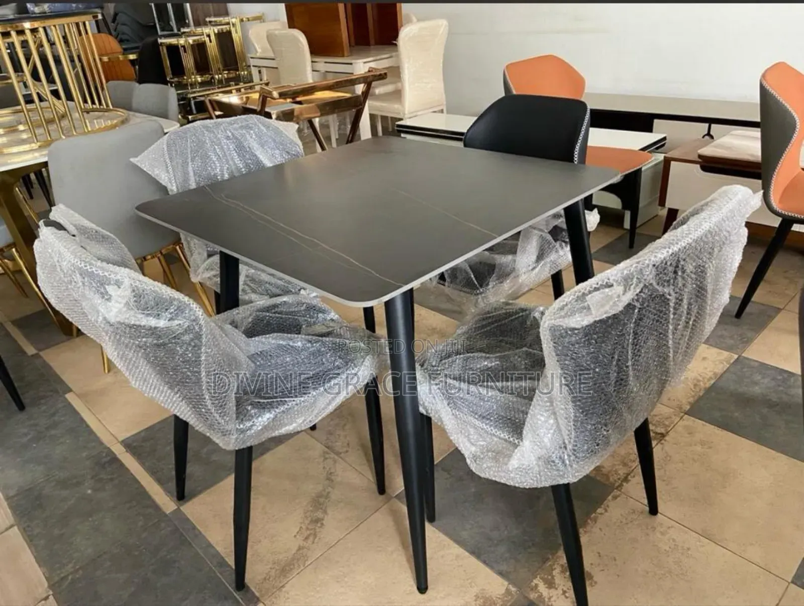 New Modern Dining by 4 Seaters