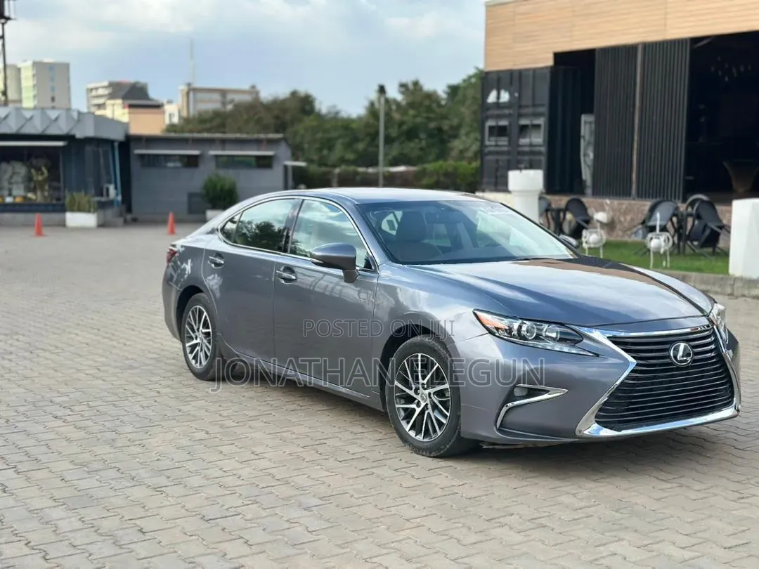 Lexus ES 350 FWD 2016 Gray