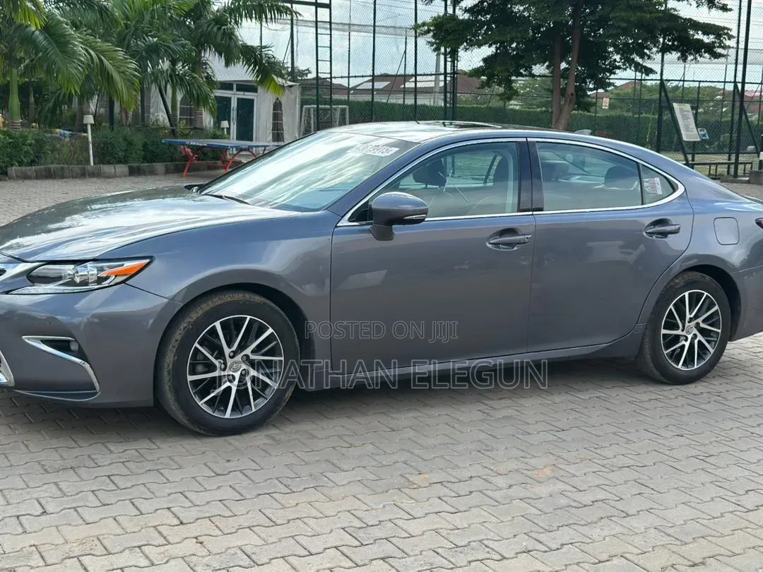 Lexus ES 350 FWD 2016 Gray