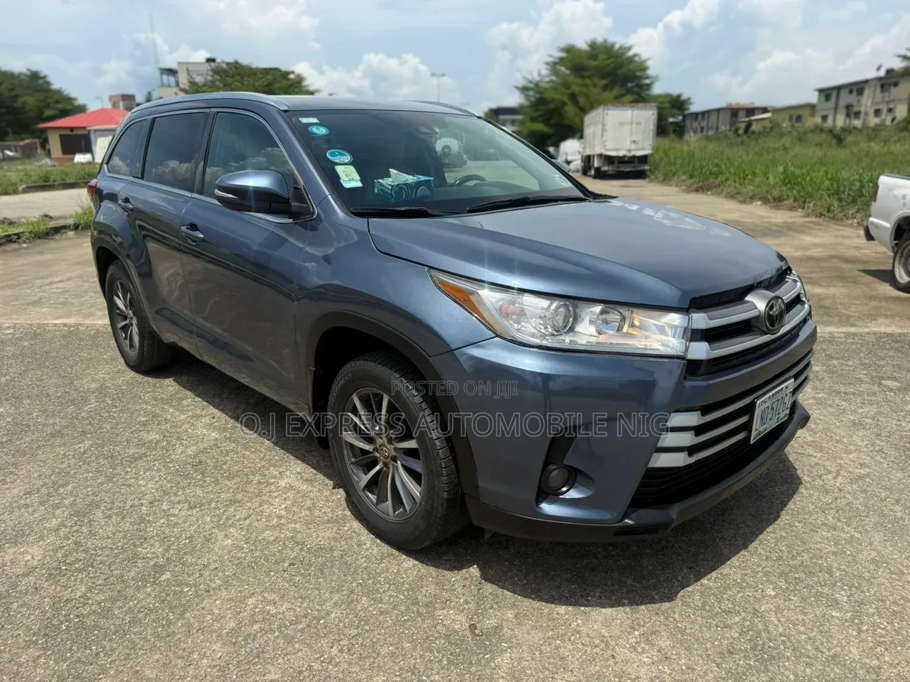 Toyota Highlander Limited 4x2 V6 (3.5L 6cyl 8A) 2017 Blue