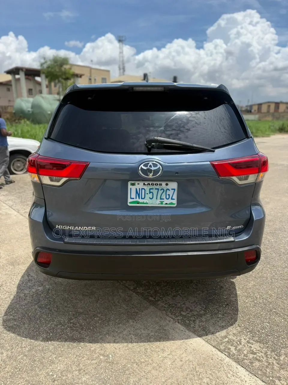 Toyota Highlander Limited 4x2 V6 (3.5L 6cyl 8A) 2017 Blue