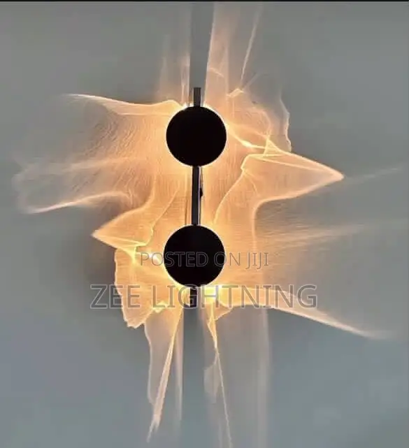 Reflective Modern Design Wall Brackets