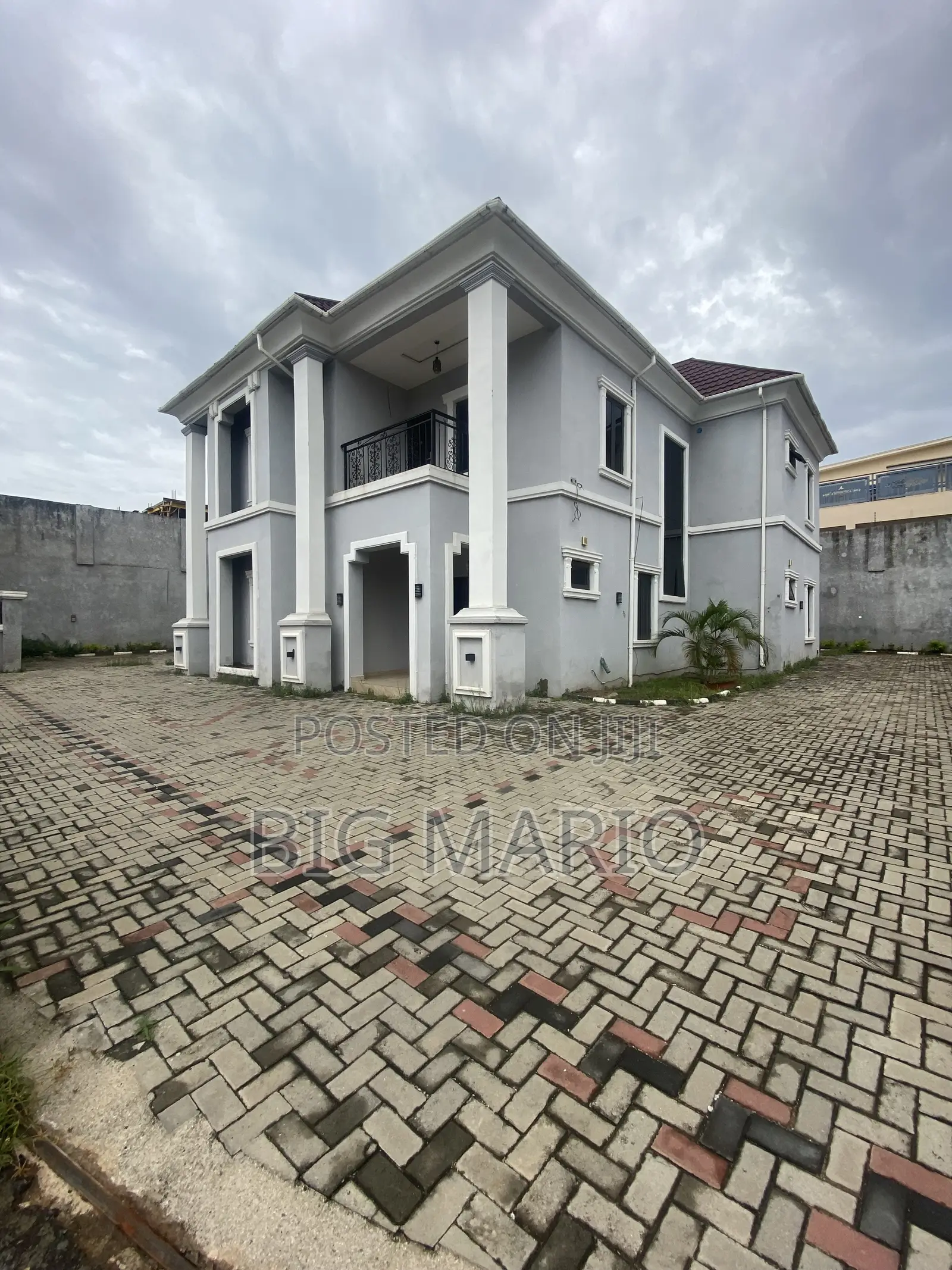 5bdrm Duplex in Guzape Main for rent