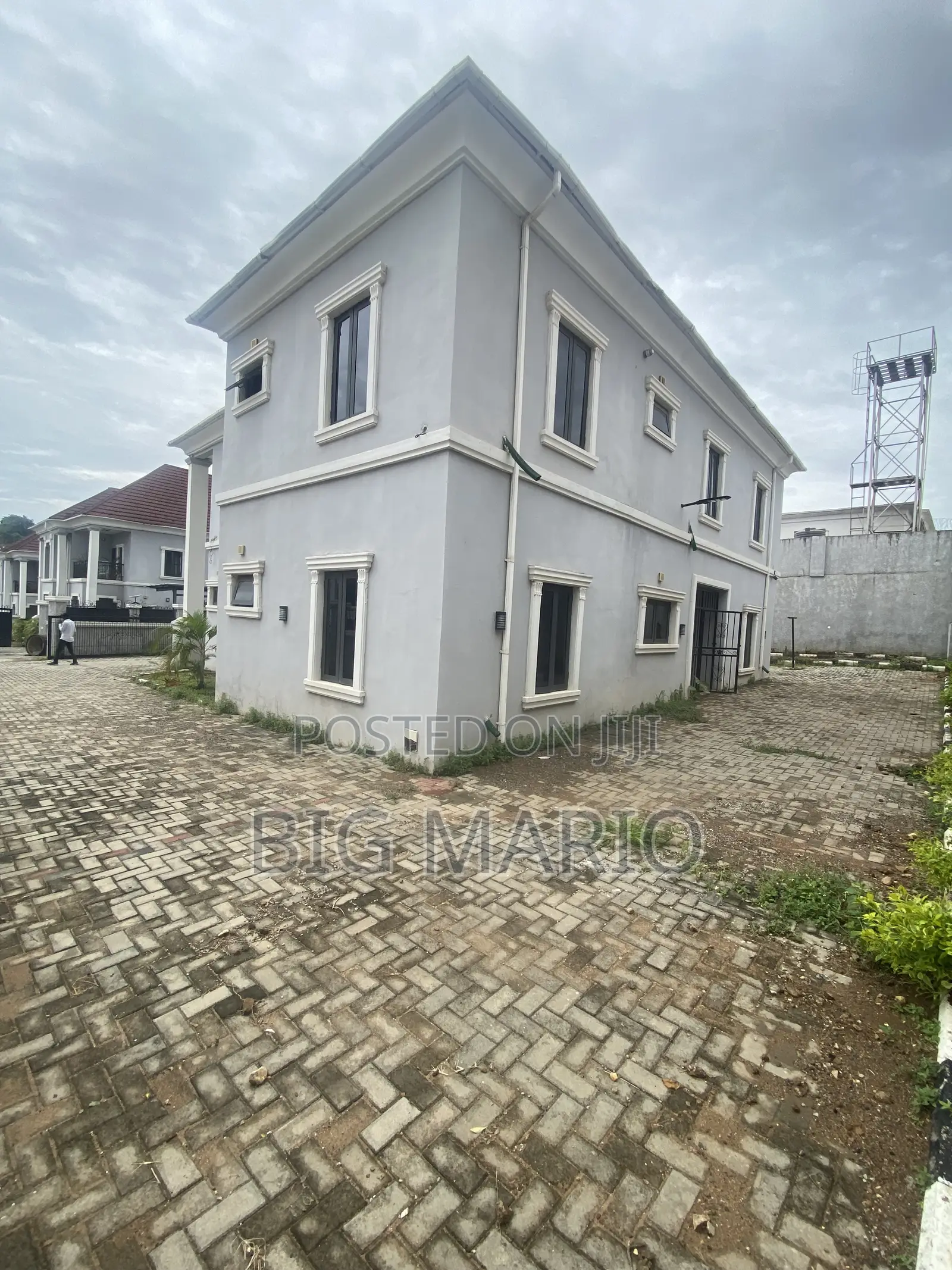 5bdrm Duplex in Guzape Main for rent