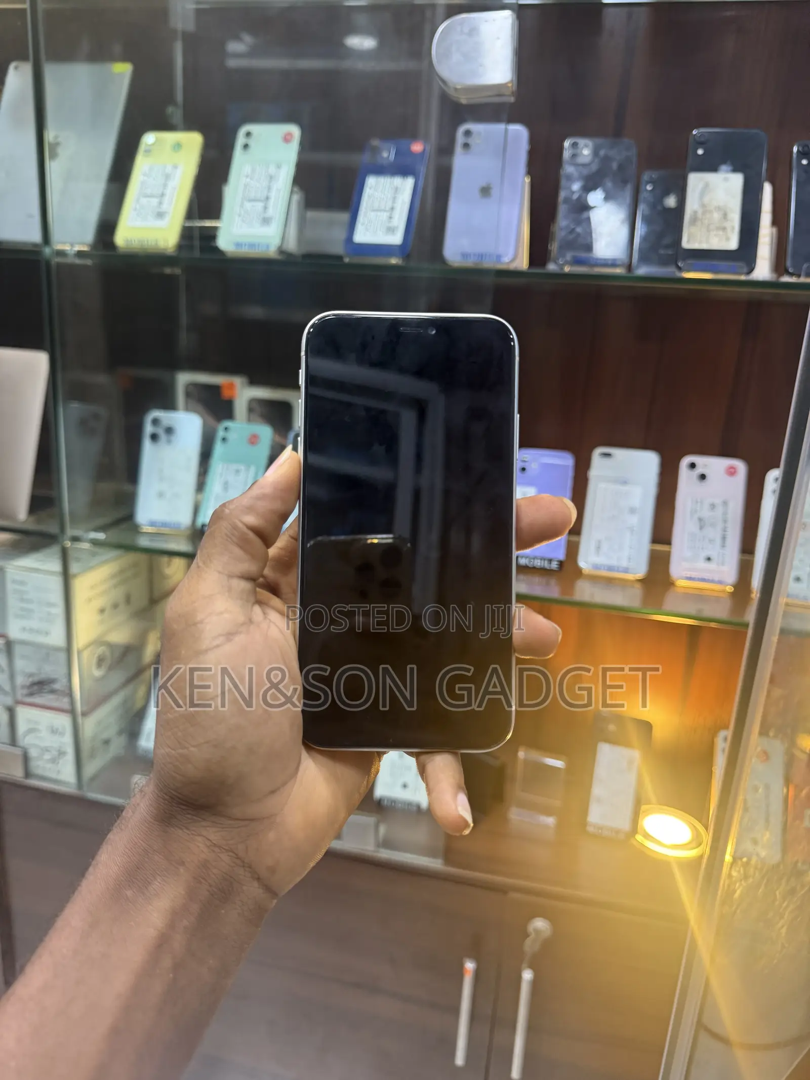 Apple iPhone 11 128 GB White